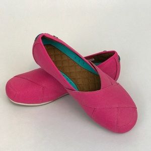 MOZO by Cat Cora slip resistant shoe